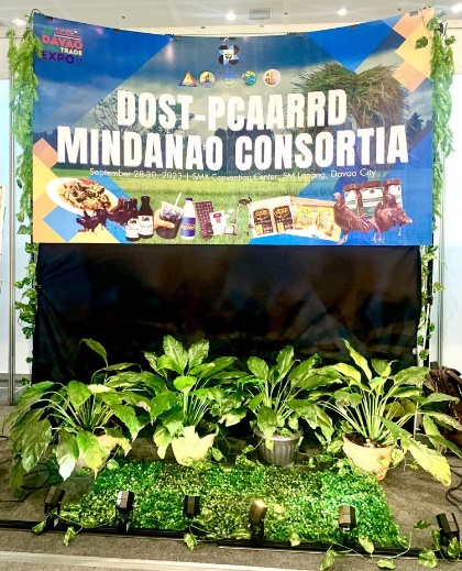 DOST-PCAARRD Mindanao Consortia centerpiece (Image Credit: Serdan Dimasipit, S&amp;T Media Service)