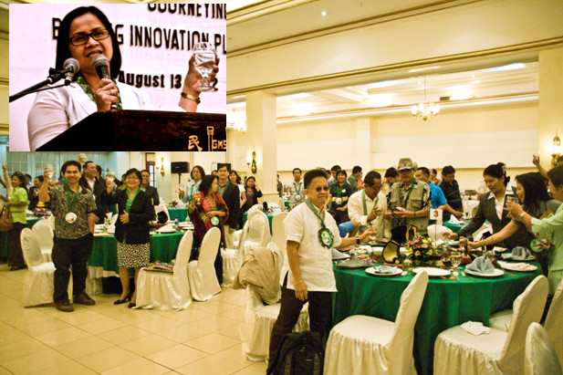 SMARRDEC Consortium Director Lourdes C. Generalao (inset), proposes a toast to the guests and participants in celebration of 25th anniversary of the consortium at the Grand Men Seng Hotel in Davao City. (Photo and text by April Rose A. Itchon, S&T Media Service)