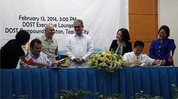 MOU signing. From left to right: PCAARRD-Policy Coordination and Monitoring Division Director Leah J. Buendia, CICY Director General Felipe Sanchez Teyer; CICY Scientist Carlos Oropeza Salin, DOST Secretary Mario G. Montejo, DOST Undersecretary for R&D Amelia P. Guevara, PCAARRD Executive Director  Patricio S. Faylon, and DOST- International Technology Cooperation Unit (ITCU) Head Elenita M. Leus (Photo source: DOST-ITCU)