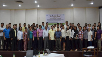 Researchers from different R&D agencies in the country with technical evaluators, and PCAARRD officials and staff during the afternoon session of the program review.